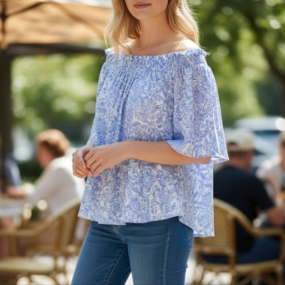 CeCe Tops - CeCe Floral Print Blouse in Blue and White